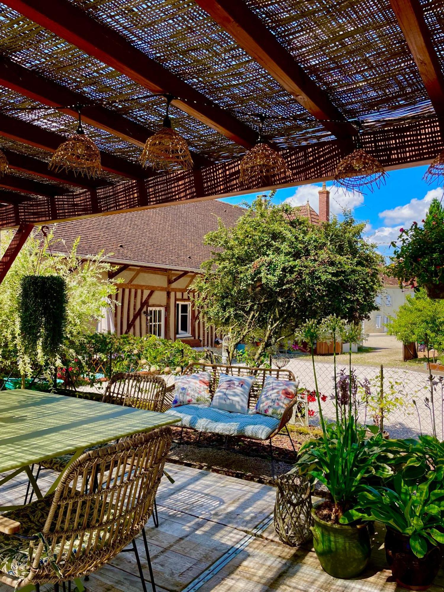 Au Charme D'Ici Hotel La Chapelle-Saint-Sauveur  Luaran gambar
